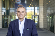 Prof. Tomasz Siwowski,